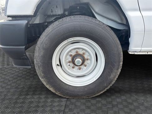 Used 2022 Ford E-350 and Econoline 350 Super Duty w/ Power Windows & Locks Group image 14