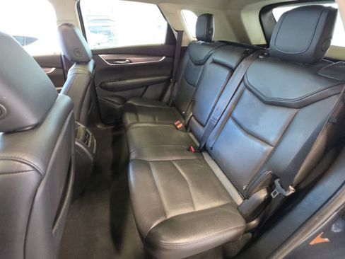 Used 2019 Cadillac XT5 Luxury FWD image 32