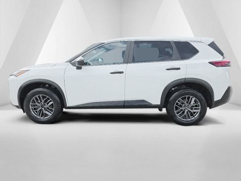 Used 2023 Nissan Rogue S FWD image 8