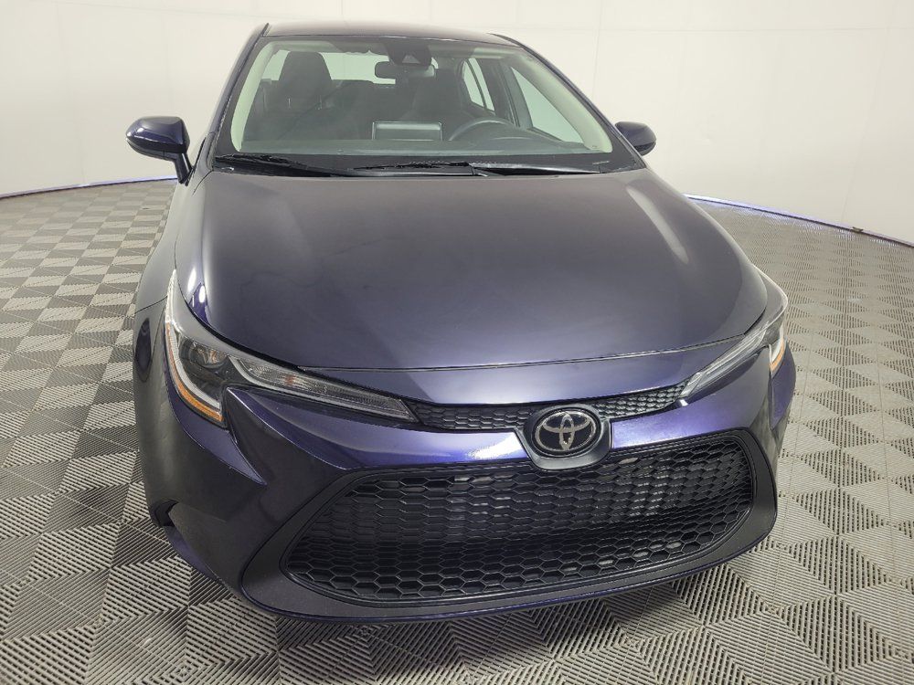 Used 2021 Toyota Corolla LE FWD image 14