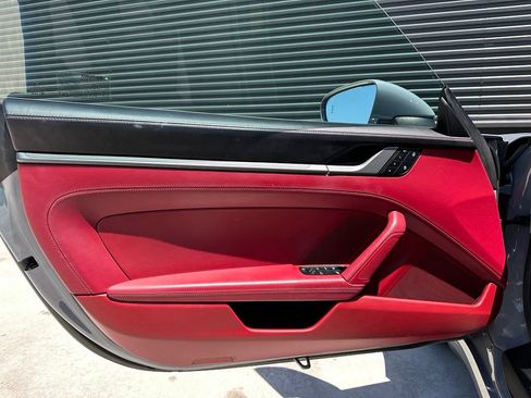 Certified 2023 Porsche 911 Carrera RWD image 19