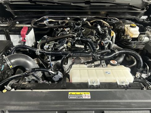 Used 2025 Toyota Tacoma TRD Sport RWD image 10