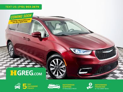 Used 2021 Chrysler Pacifica Touring-L