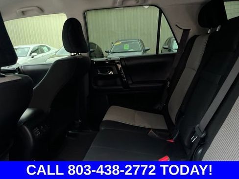 Used 2017 Toyota 4Runner SR5 AWD/4WD image 12