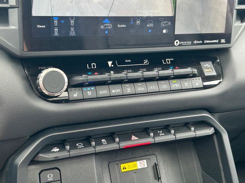 Used 2023 Toyota Sequoia TRD Pro AWD/4WD image 41