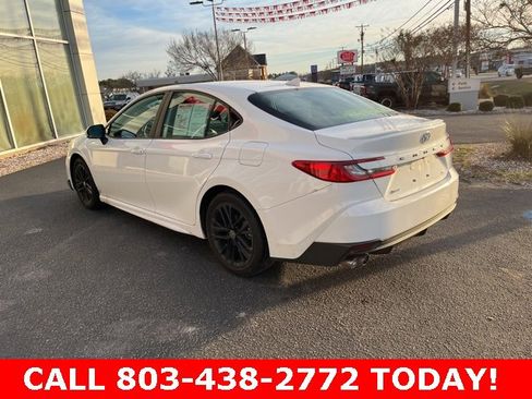 Used 2025 Toyota Camry SE w/ Convenience Package image 36