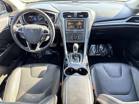 Used 2014 Ford Fusion Titanium image 16