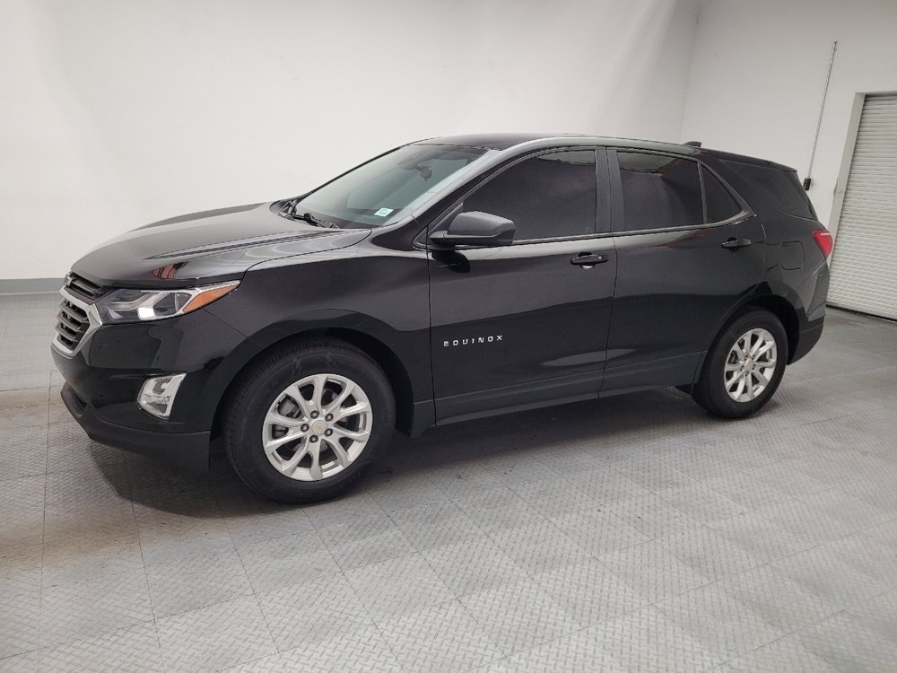 Used 2021 Chevrolet Equinox LS FWD image 2
