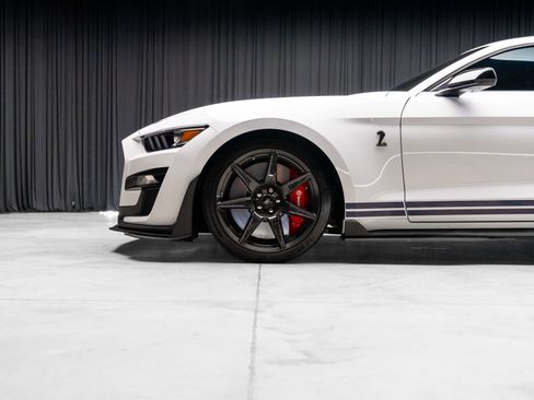 Used 2021 Ford Mustang Shelby GT500 w/ Carbon Fiber Track Pack RWD image 26