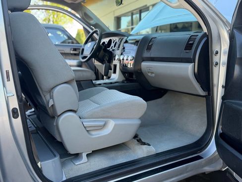 Used 2007 Toyota Tundra 4x4 Regular Cab image 35