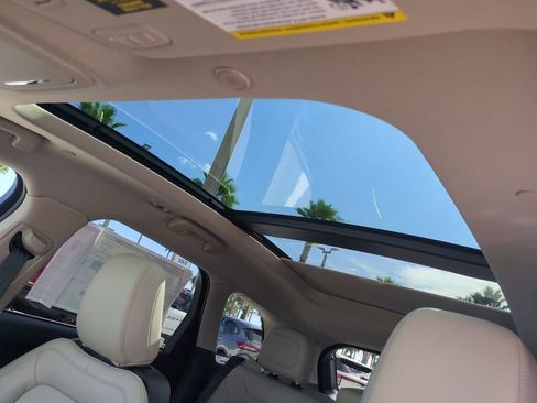 New 2026 Lincoln Corsair Premiere image 20