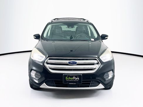 Used 2018 Ford Escape Titanium w/ Ford Safe & Smart Package AWD/4WD image 2