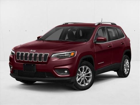 Used 2019 Jeep Cherokee Latitude Plus w/ Comfort/Convenience Group FWD image 1
