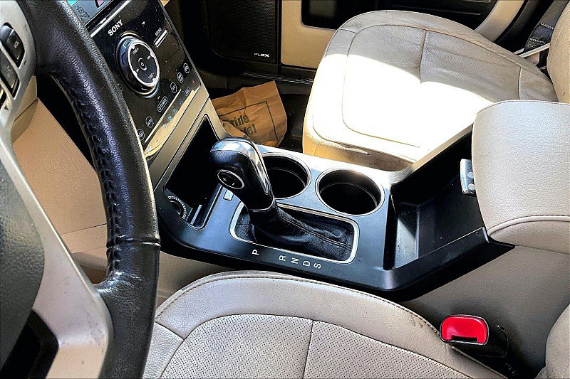 Used 2019 Ford Flex Limited w/ Equipment Group 301A FWD image 11