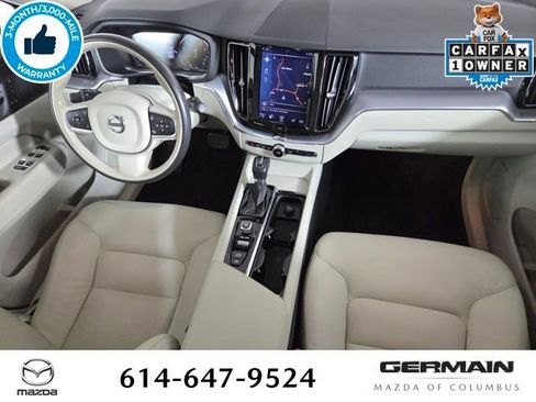 Used 2020 Volvo XC60 T5 Momentum w/ Protection Package Premier image 28