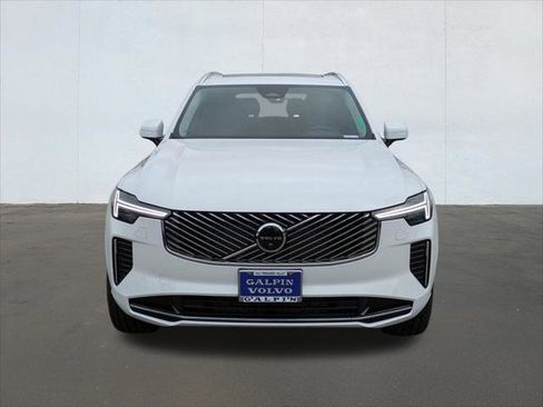 New 2026 Volvo XC90 B5 Plus w/ Protection Package AWD/4WD image 4