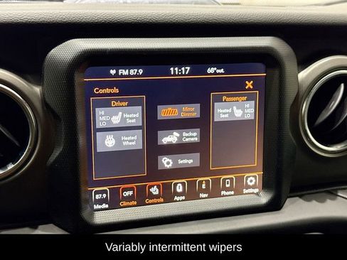 Used 2022 Jeep Wrangler Unlimited Rubicon 4xe w/ Cold Weather Group AWD/4WD image 31