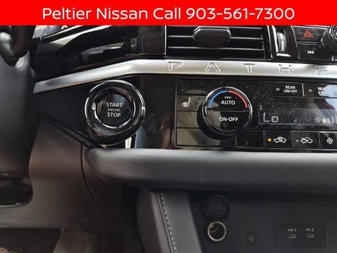 New 2026 Nissan Pathfinder SL w/ SL Premium Package AWD/4WD image 23