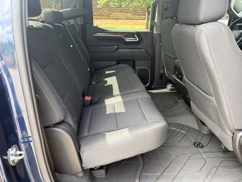 Used 2022 Chevrolet Silverado 1500 RST AWD/4WD image 15