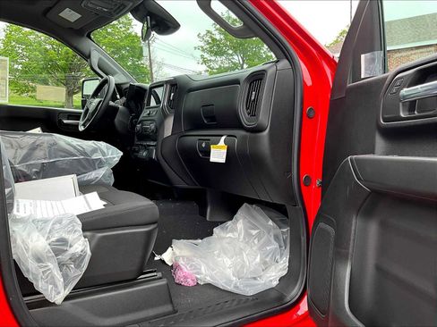 New 2025 Chevrolet Silverado 2500 Custom w/ Custom Value Package image 10