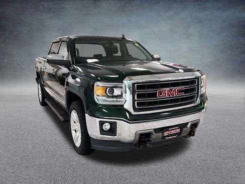 Used 2015 GMC Sierra 1500 SLT w/ Suspension Package, Off-Road image 5