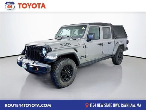 Used 2023 Jeep Gladiator Sport AWD/4WD image 1