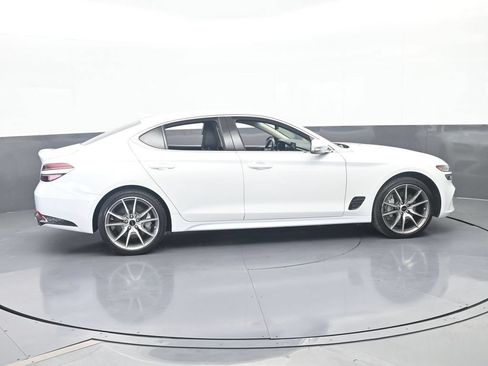 Used 2025 Genesis G70 2.5T RWD image 7