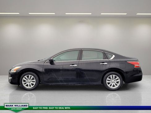 Used 2014 Nissan Altima 2.5 S image 5