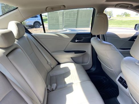 Used 2015 Honda Accord EX-L image 21