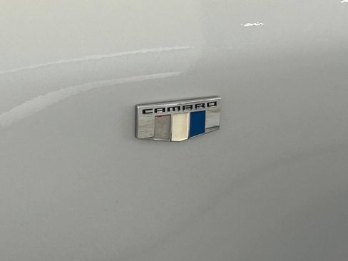Used 2018 Chevrolet Camaro LT RWD image 15