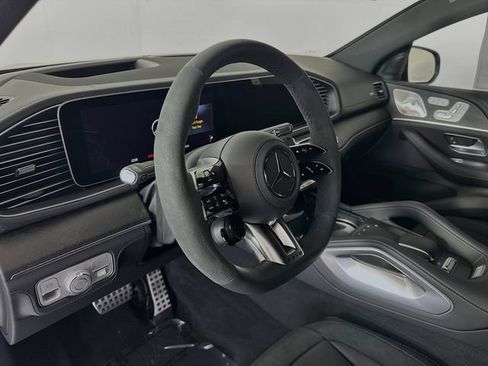 Used 2025 Mercedes-Benz GLE 53 AMG 4MATIC Coupe image 9