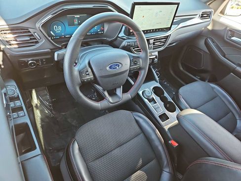 Used 2023 Ford Escape ST-Line Select w/ Tech Pack #2 image 10