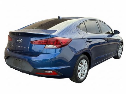 Used 2020 Hyundai Elantra SE image 6
