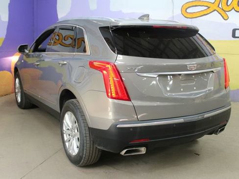 Used 2019 Cadillac XT5 FWD image 6
