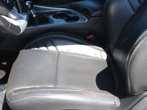 Used 2018 Dodge Challenger SRT w/ Technology Group RWD image 39