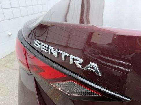 Used 2024 Nissan Sentra SV w/ SV Premium Package FWD image 8