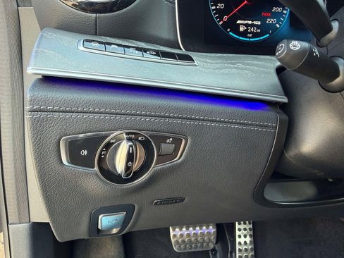 Used 2019 Mercedes-Benz AMG GT 63 image 61