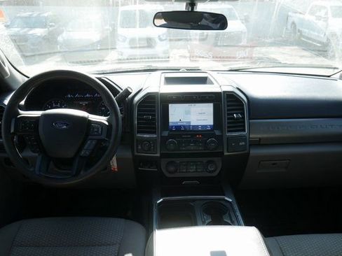 Used 2020 Ford F250 XLT w/ XLT Premium Package image 6