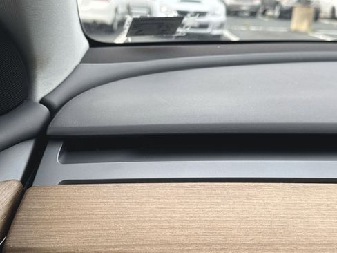 Used 2024 Tesla Model Y Long Range image 22