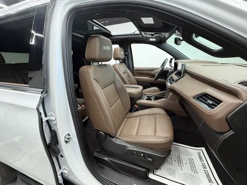 Used 2024 Chevrolet Tahoe High Country image 28