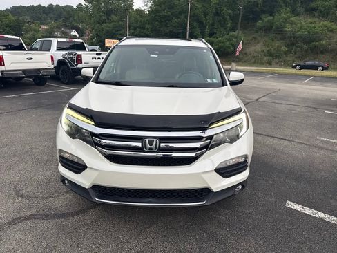 Used 2017 Honda Pilot Touring image 5