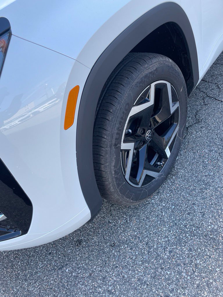 New 2027 Volkswagen Atlas SEL R-Line AWD/4WD image 3