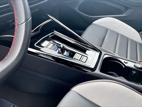 Used 2024 Volkswagen GTI Autobahn FWD image 13