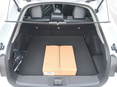 New 2026 Toyota Prius XSE image 7