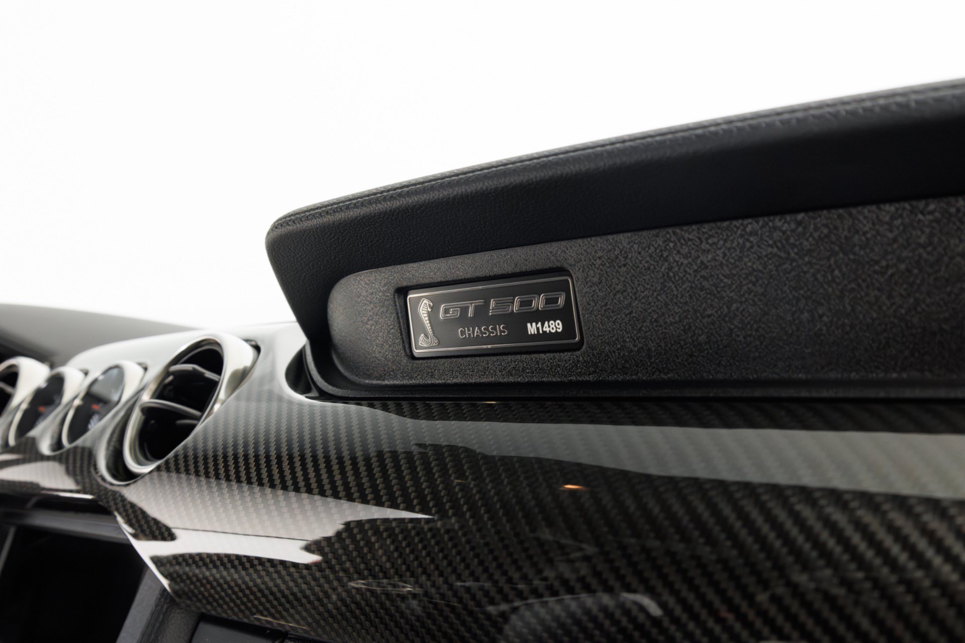 Used 2021 Ford Mustang Shelby GT500 w/ Carbon Fiber Track Pack RWD image 39