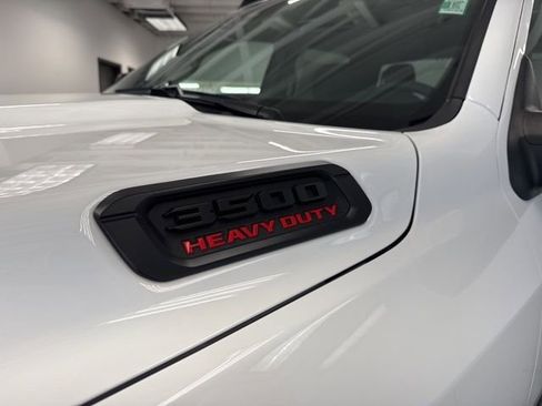 New 2026 RAM 3500 Big Horn AWD/4WD image 4