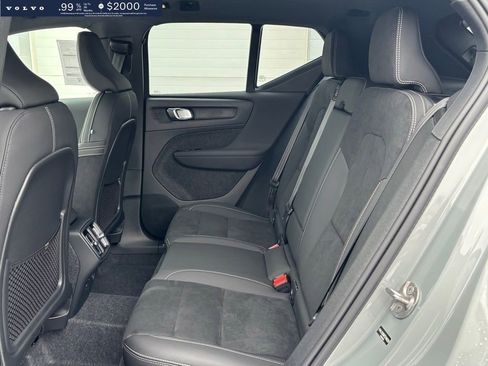 New 2026 Volvo XC40 B5 Ultra w/ Climate Package image 16