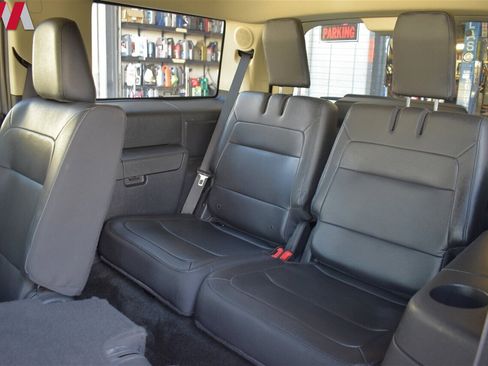 Used 2019 Ford Flex Limited image 25