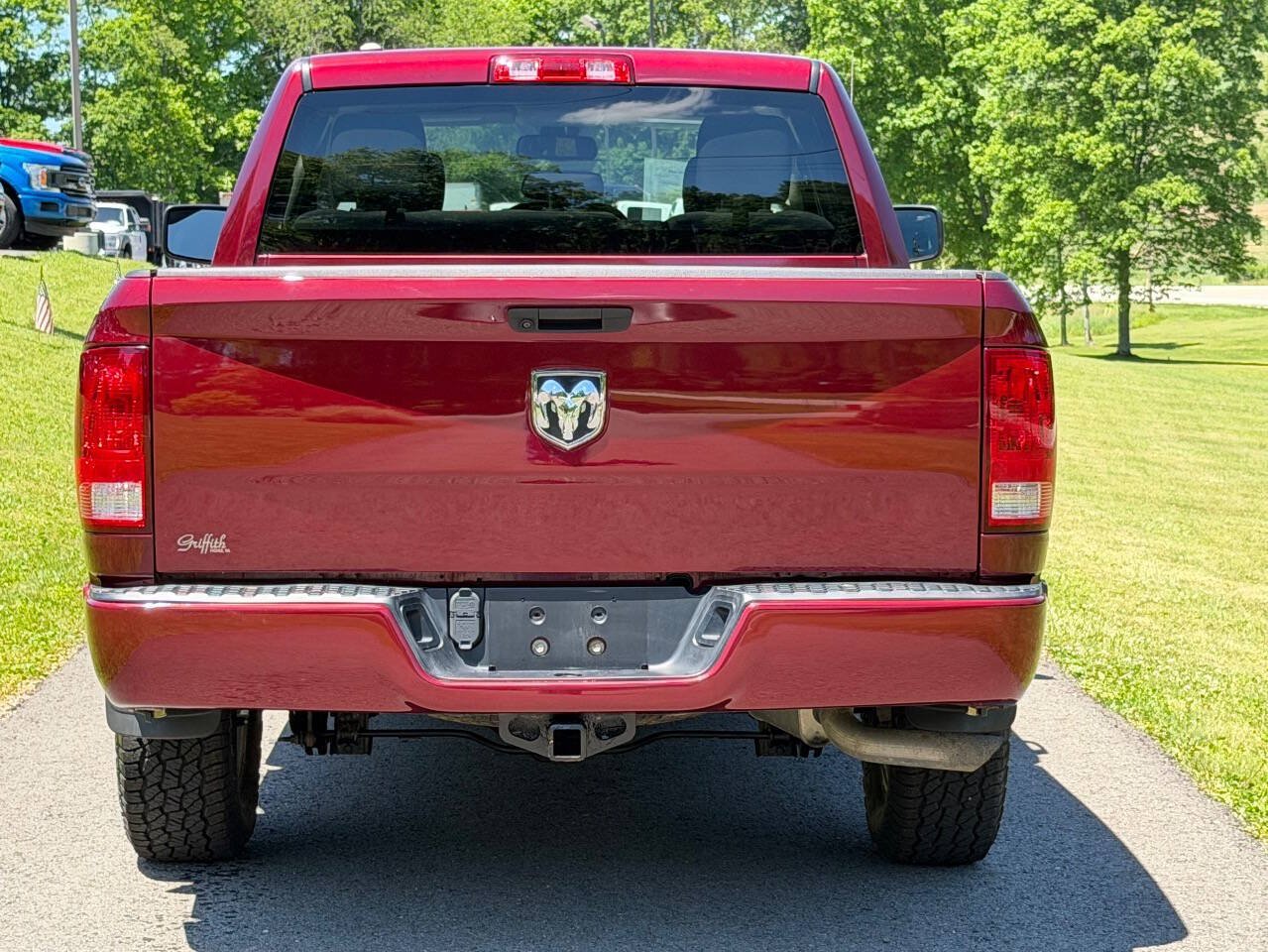 Used 2019 RAM 1500 Express AWD/4WD image 5