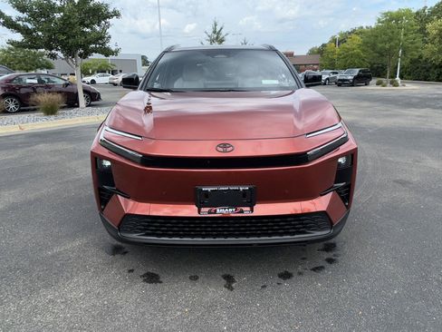 New 2026 Toyota C-HR AWD/4WD image 5